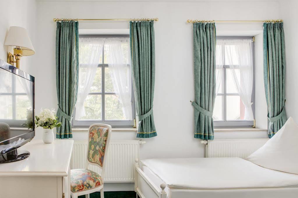 Hotel Garni Residenz Am Markt Meissen Bagian luar foto